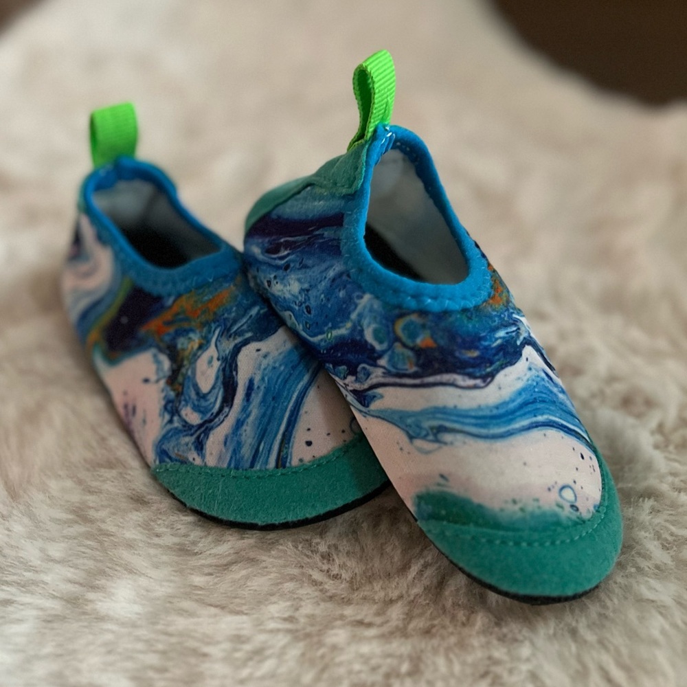 SOLD ❌POST- Baby Water Shoes